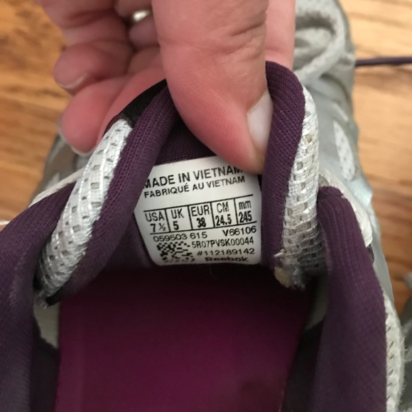 Reebok - Picture 5 of 5